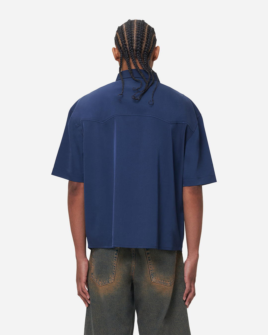 The Chesed, Jacob Coffee Shirt is cut to a relaxed fit and above hip length. Crafted from a cotton blend.