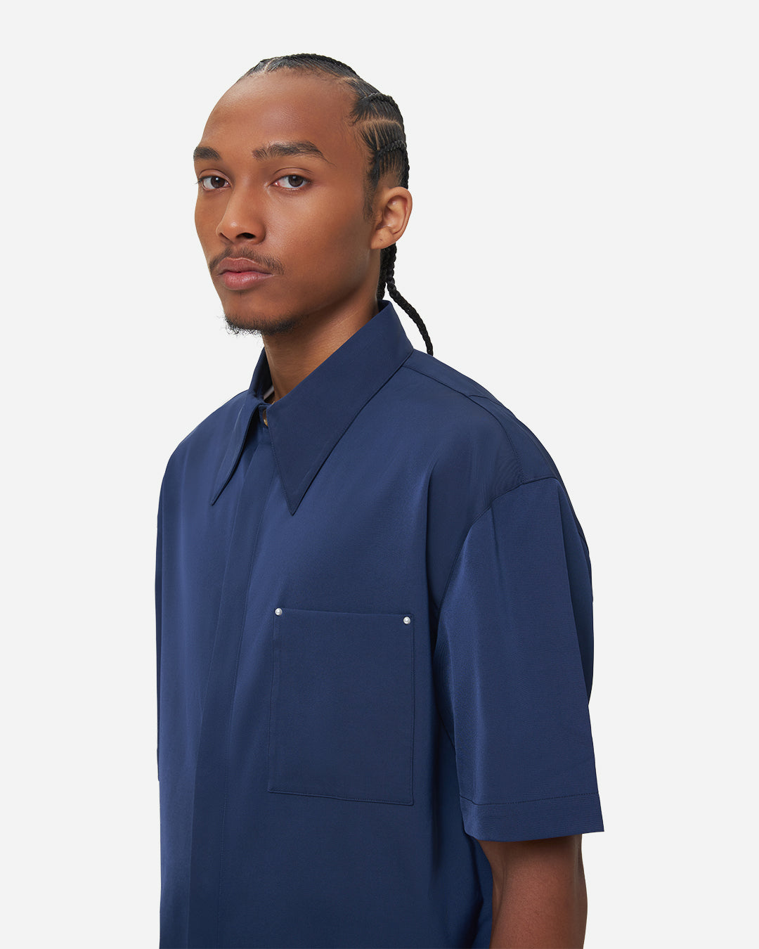 The Chesed, Jacob Coffee Shirt is cut to a relaxed fit and above hip length. Crafted from a cotton blend.