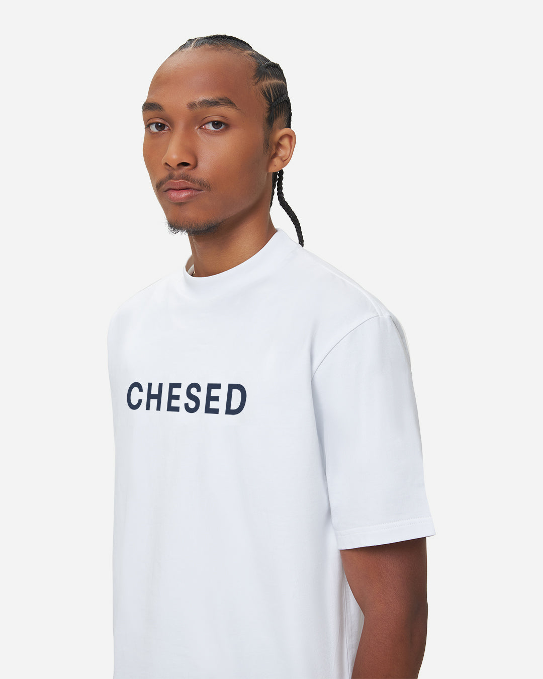 The Chesed, Logo T-shirt is cut to a relaxed fit on hip length. Crafted from heavyweight jersey cotton.